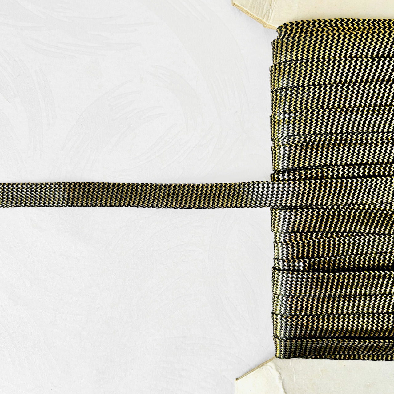 Metallic_Fold_Over_Braid