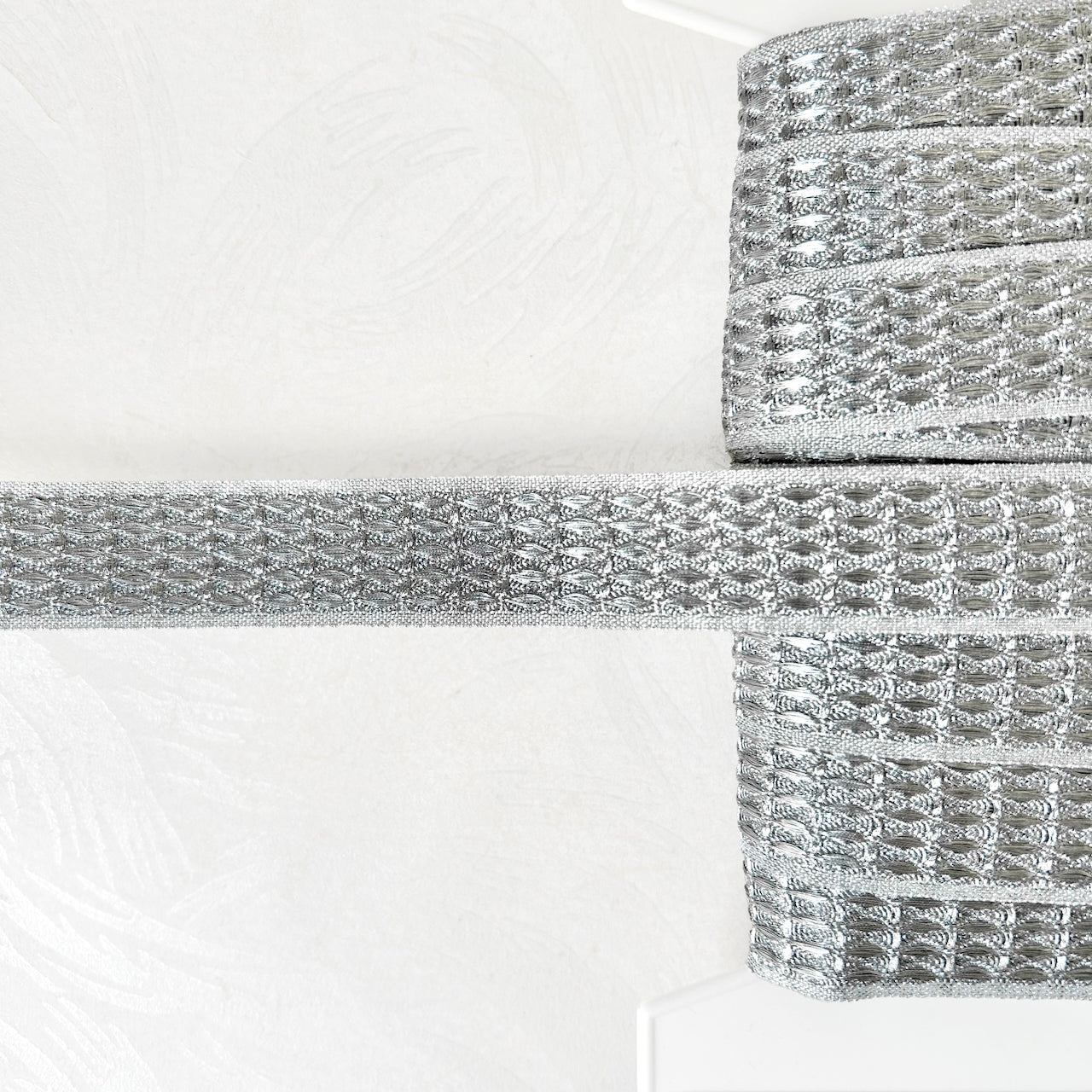 Metallic_Silver_Weave_Braid