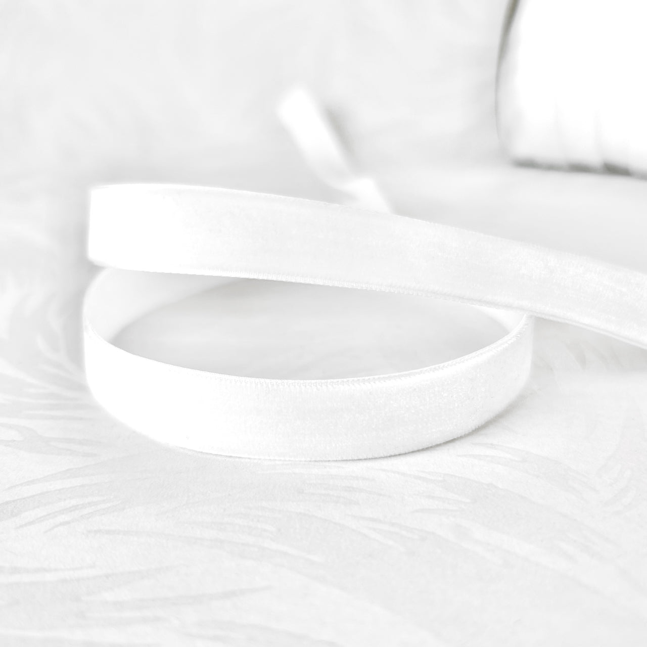 White_Velvet_Ribbon