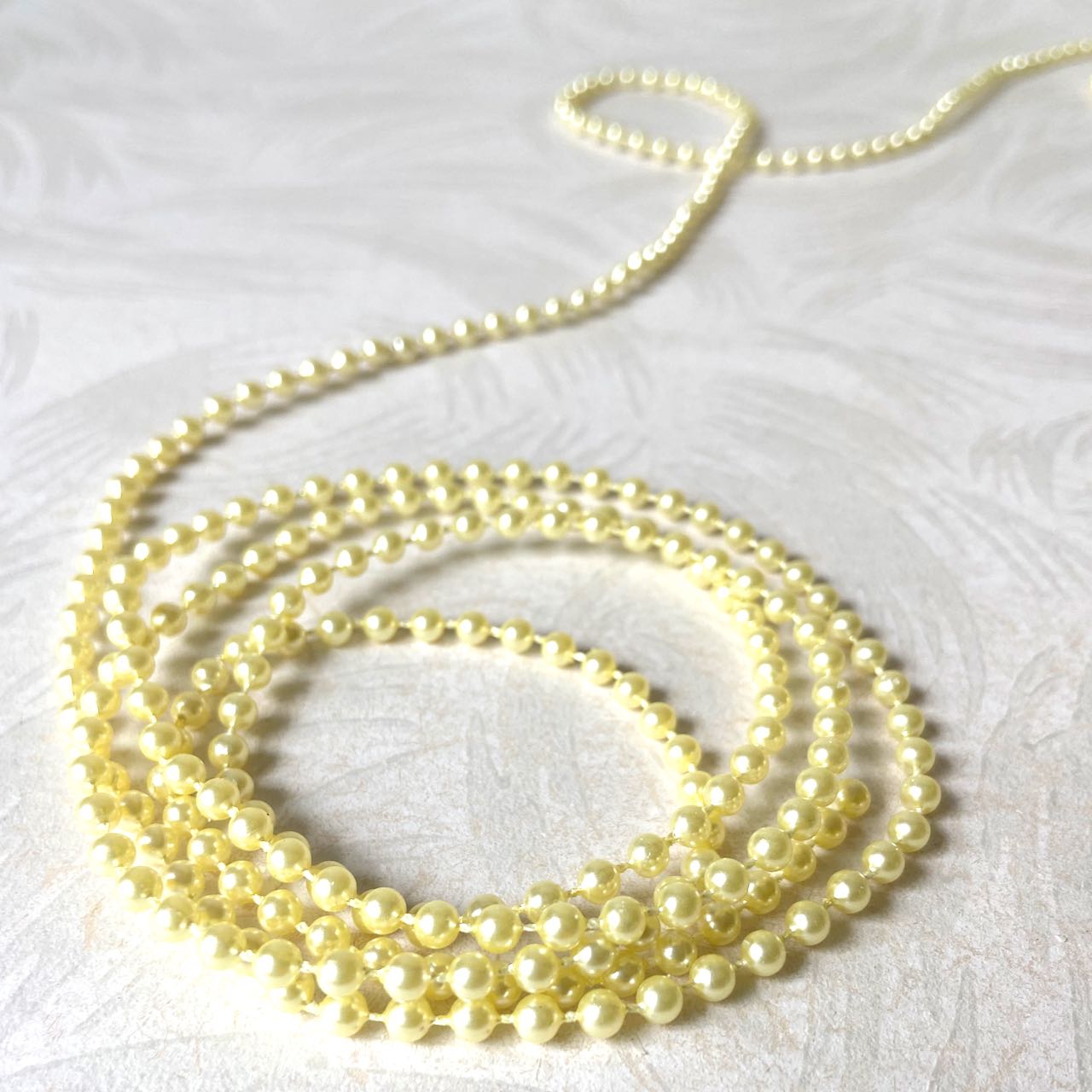 Faux_Pearls_Yellow