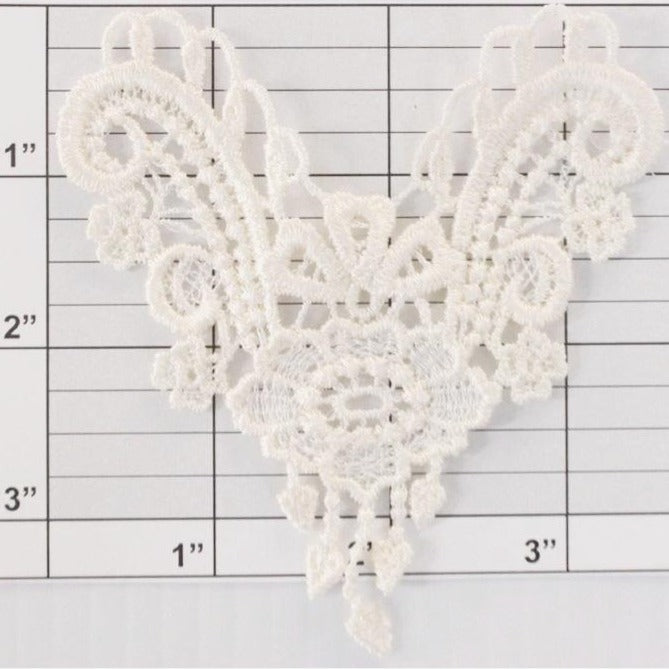 venice-lace-center-motif-floral-swirls