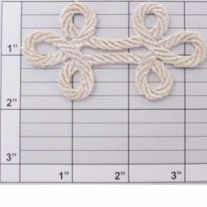 3-1/2" figure 8 applique 3 colors