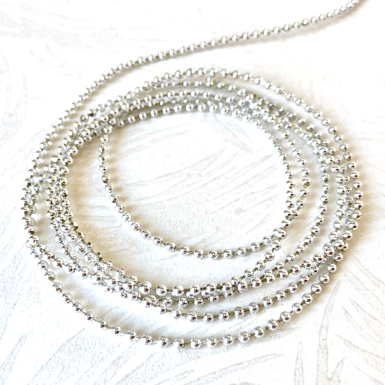 2.5mm Round Metallic Faux Pearls (200 yards) *TWO COLORS " #10787