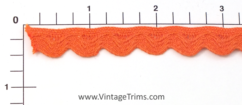 Ric Rac w/ Lip – Vintage Trims