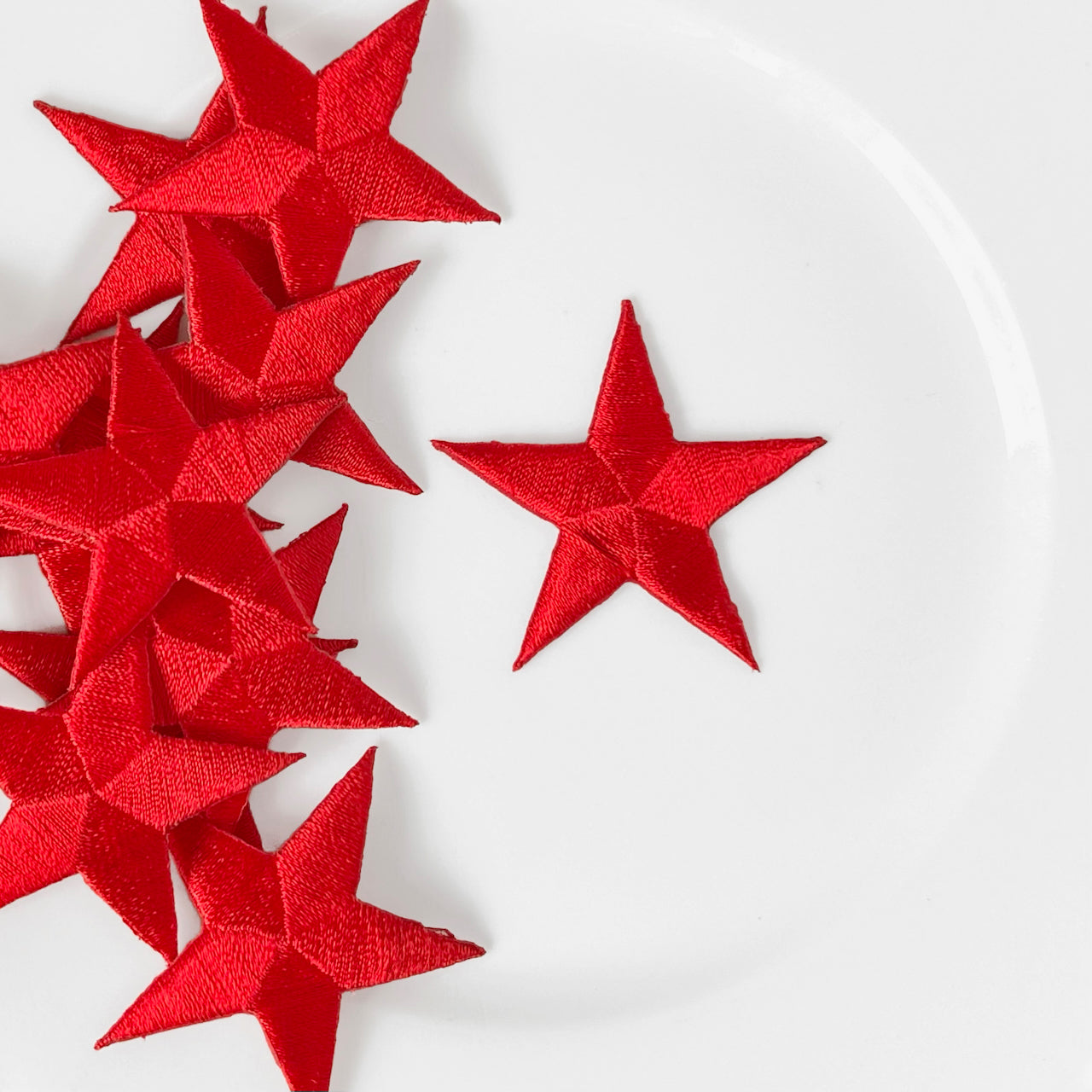 Embroidered_Star_Applique