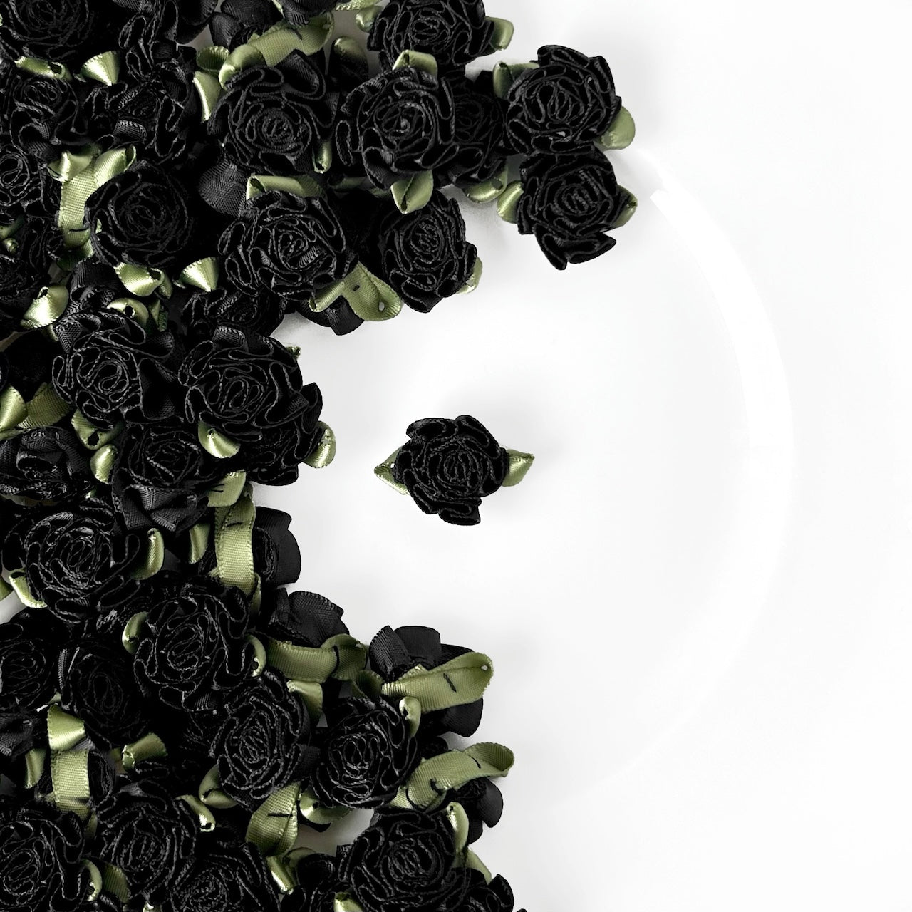 Large_Ribbon_Carnation