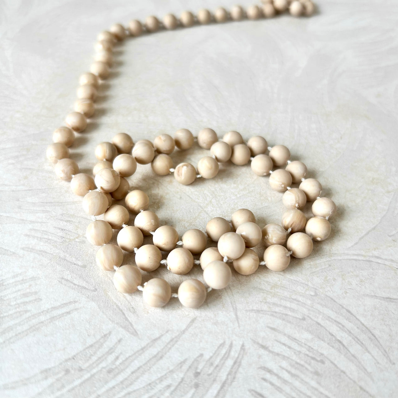 Round_Matte_Finish_Faux_Pearls