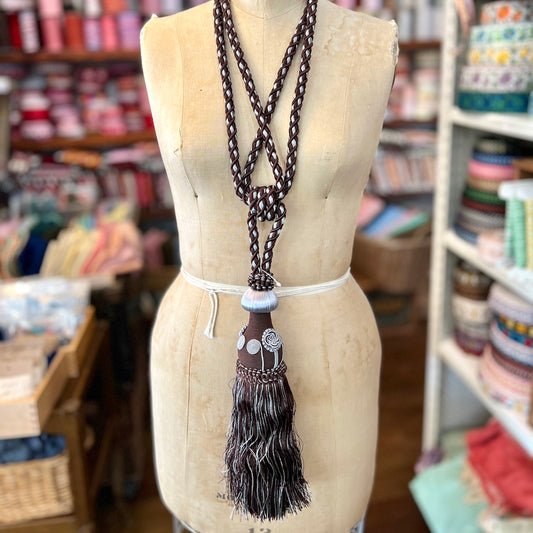 Baroque Collection Large 12" Single Tieback Tassel, Mocha Ice