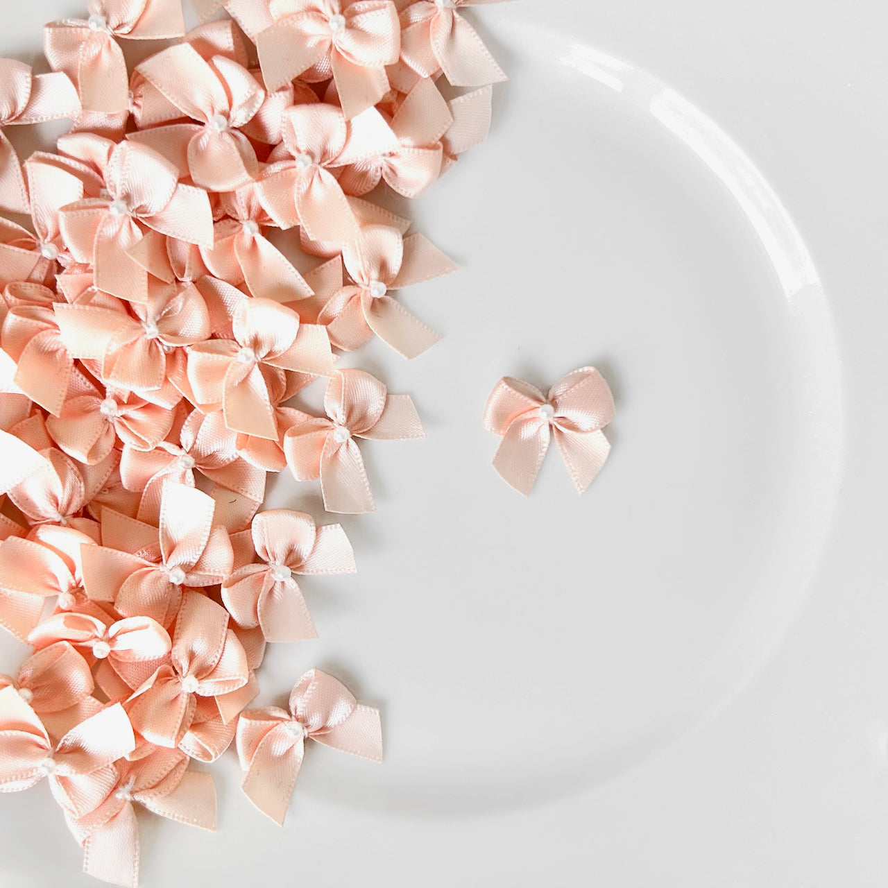     Tiny_Satin_Bows