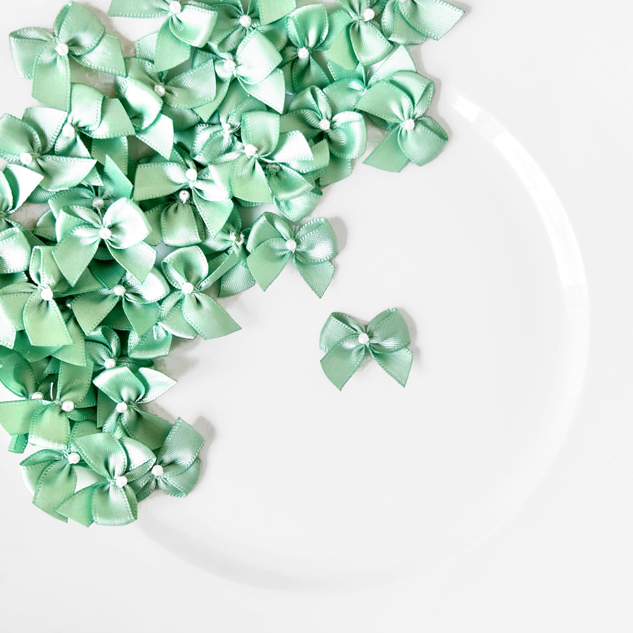     Tiny_Satin_Bows