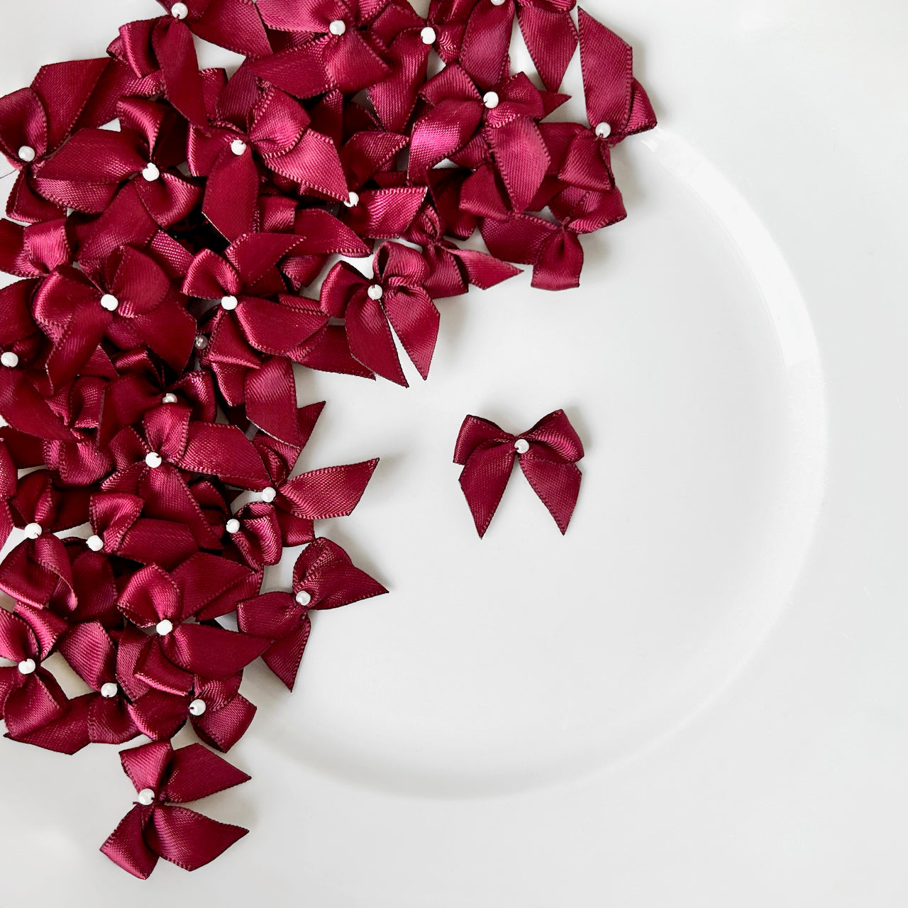     Tiny_Satin_Bows