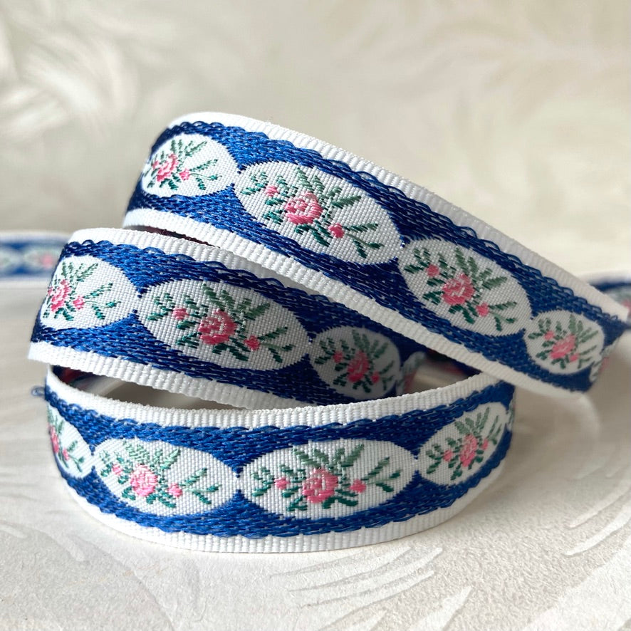Oval Bouquet Floral Jacquard 11/16" - 7 Colorways