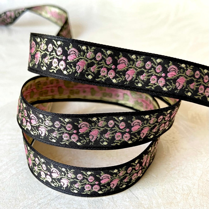 Rambling Floral Vine Jacquard 3/4" - 2 Colorways