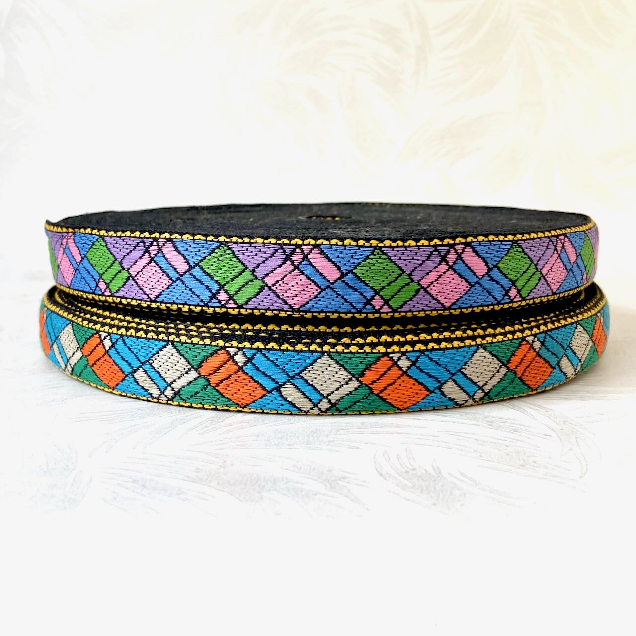 Abstract_Geometric_Jacquard_Ribbon