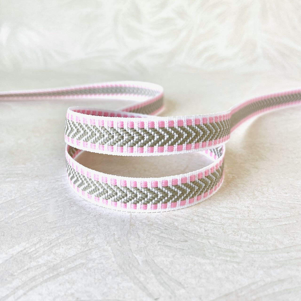     Arrow_Braid_Ribbon