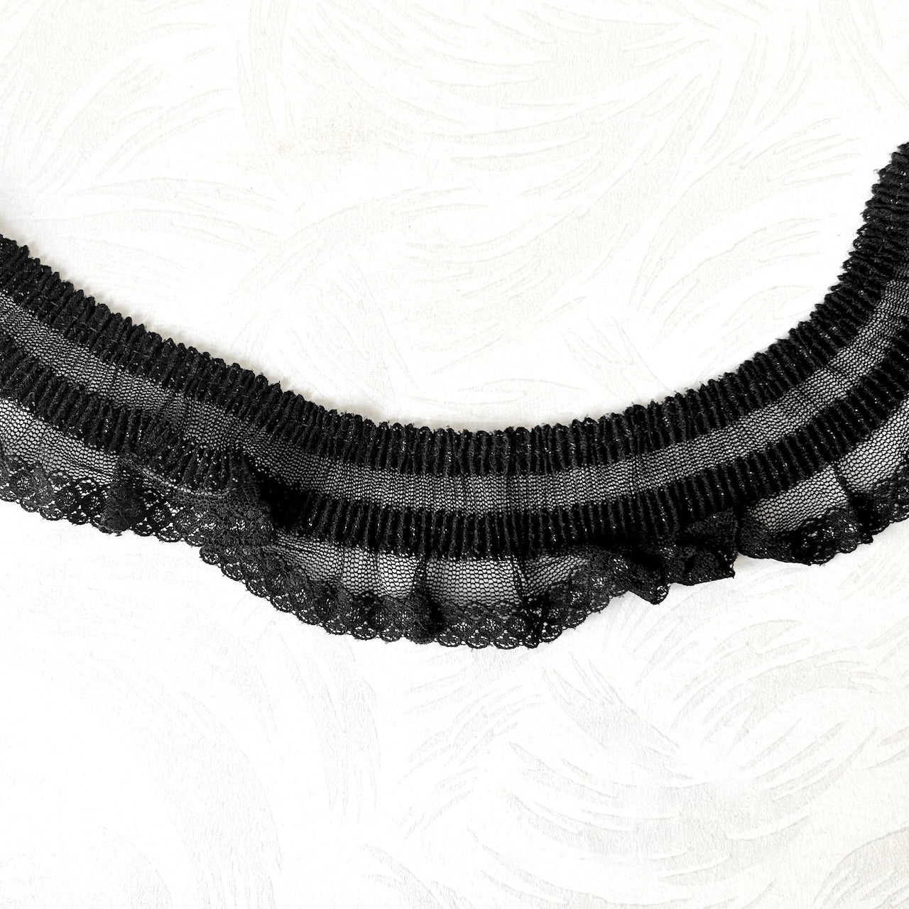Black_Tiered_Ruffled_Lace