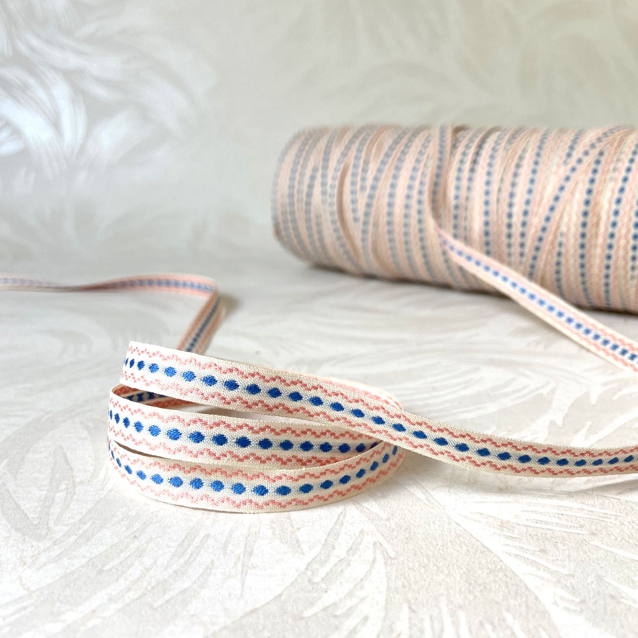 Blue_Dots_Jacquard_Ribbon