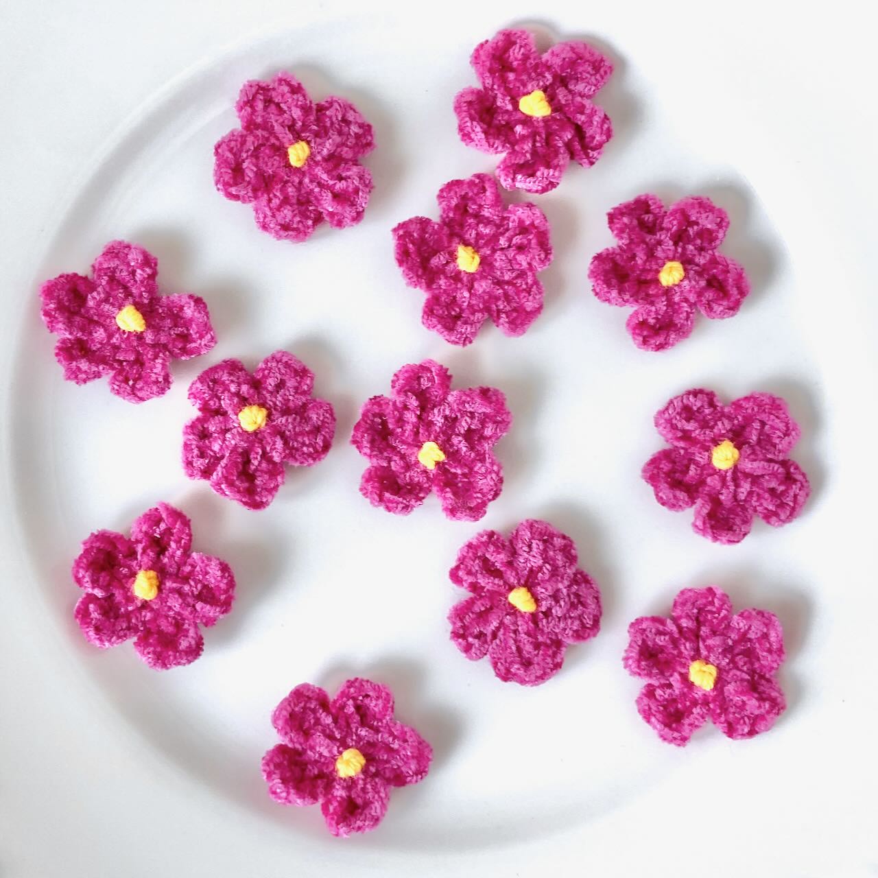 Chenille_Crochet_Flower