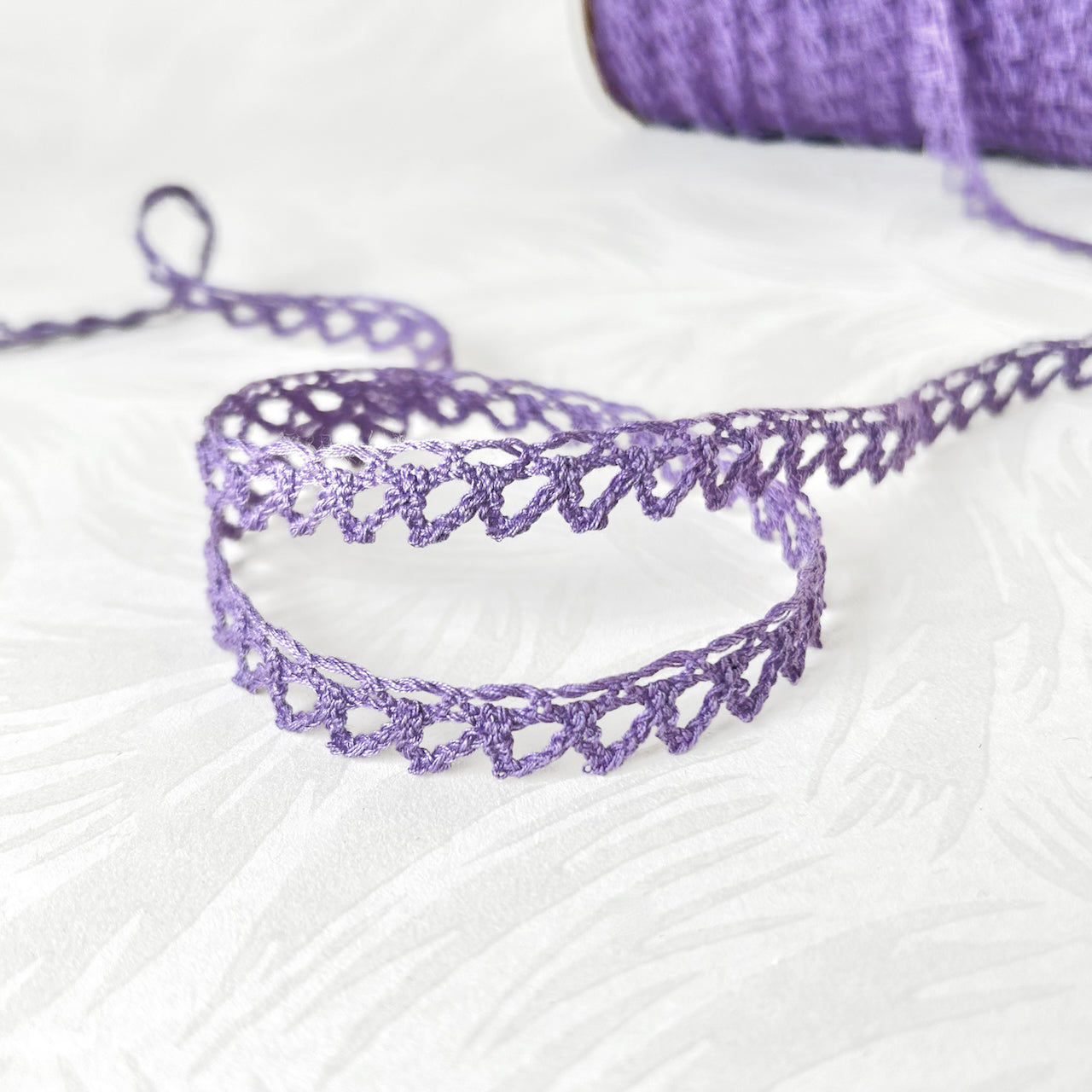 Narrow Cotton Cluny Lace 3/8" - 19 Colors