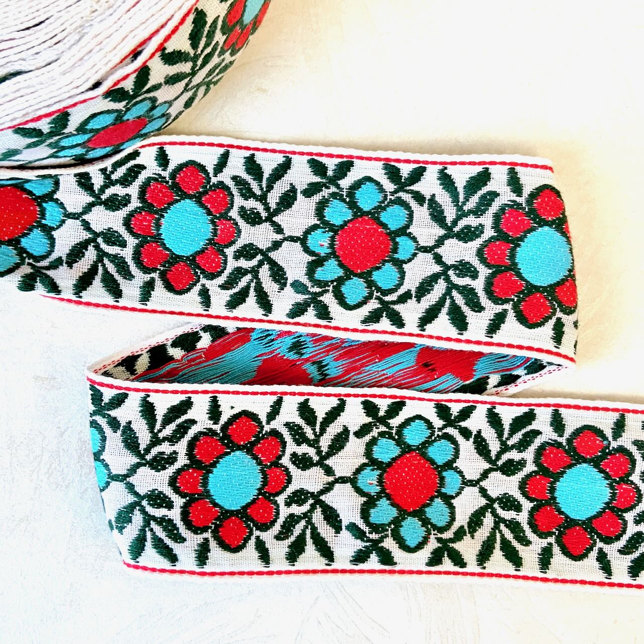 Daisy_Jacquard_Ribbon