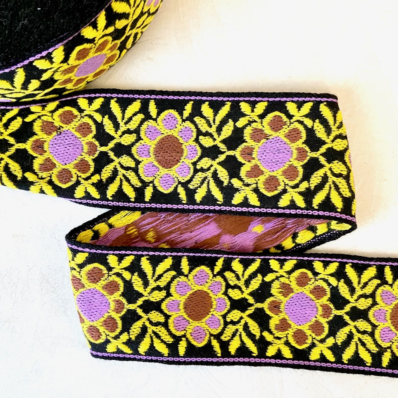 Daisy_Jacquard_Ribbon