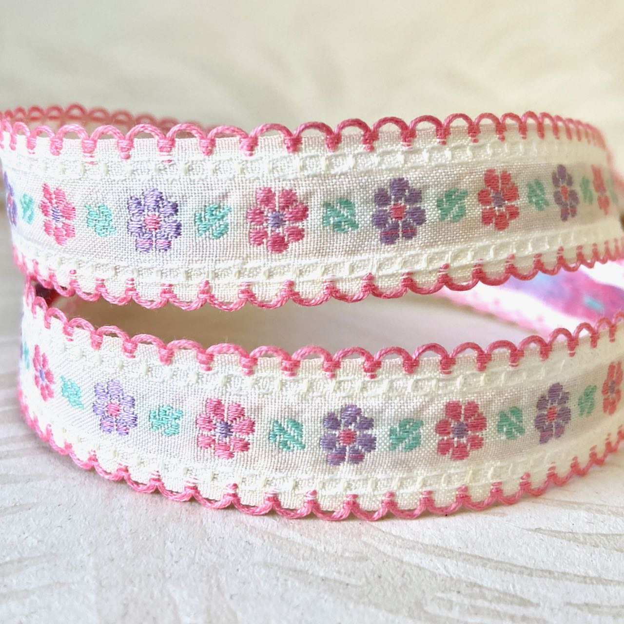    Daisy_Jacquard_Ribbon_Pink