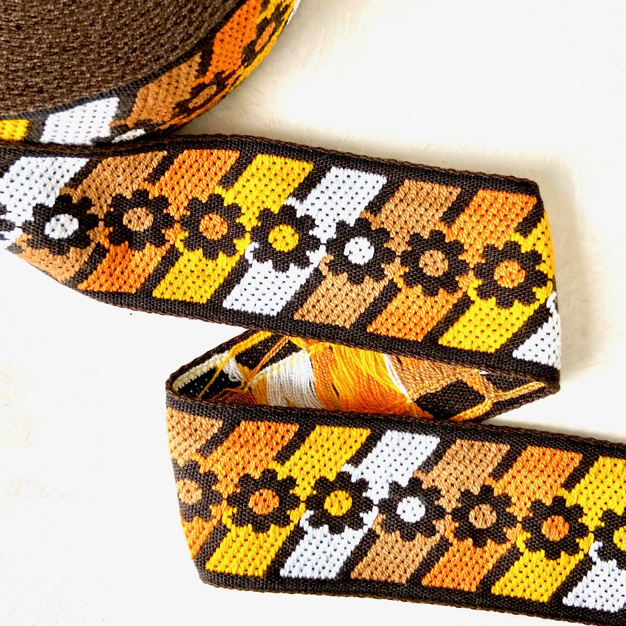 Daisy_Stripe_Jacquard_Ribbon