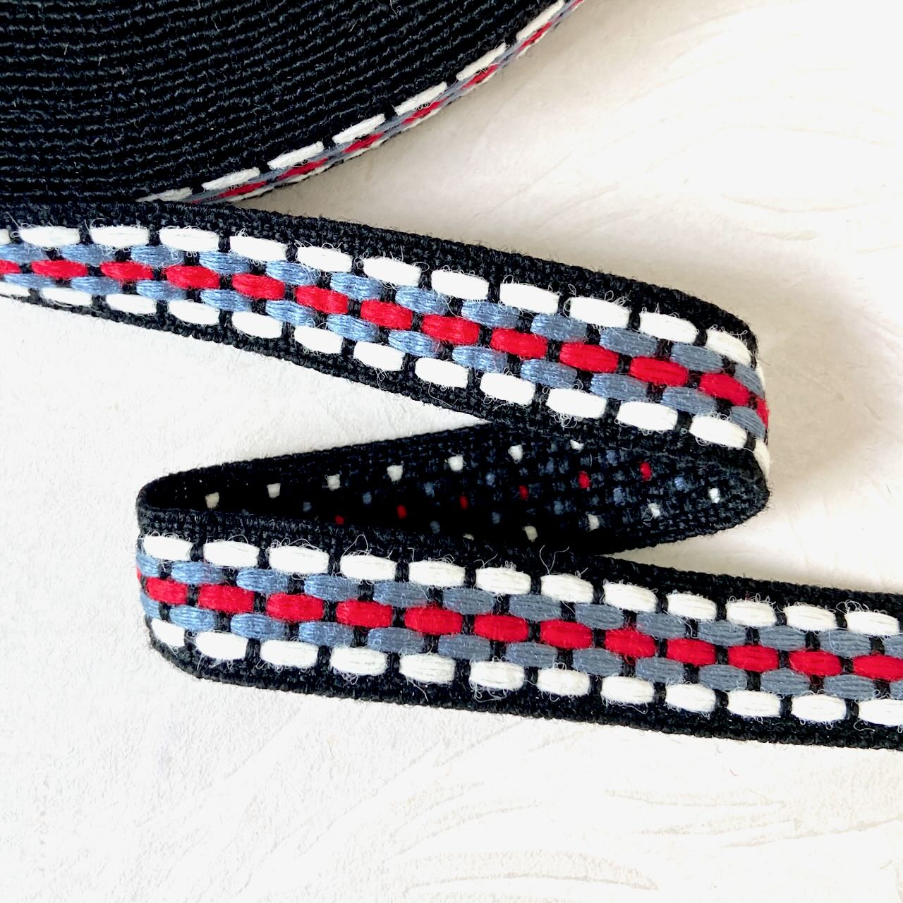     Dash_Stitch_Jacquard_Ribbon