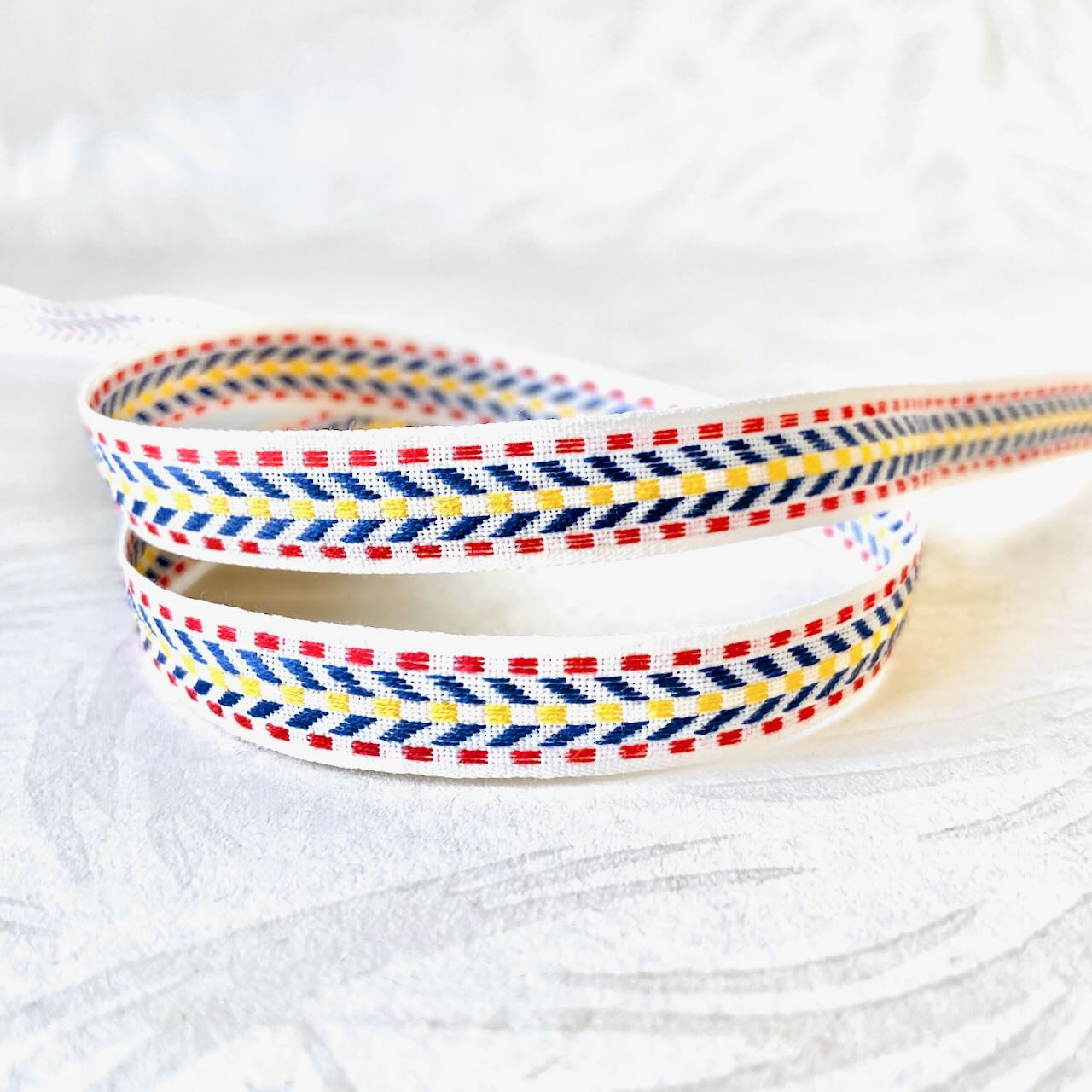     Diagonal_Dash_Jacquard_Ribbon