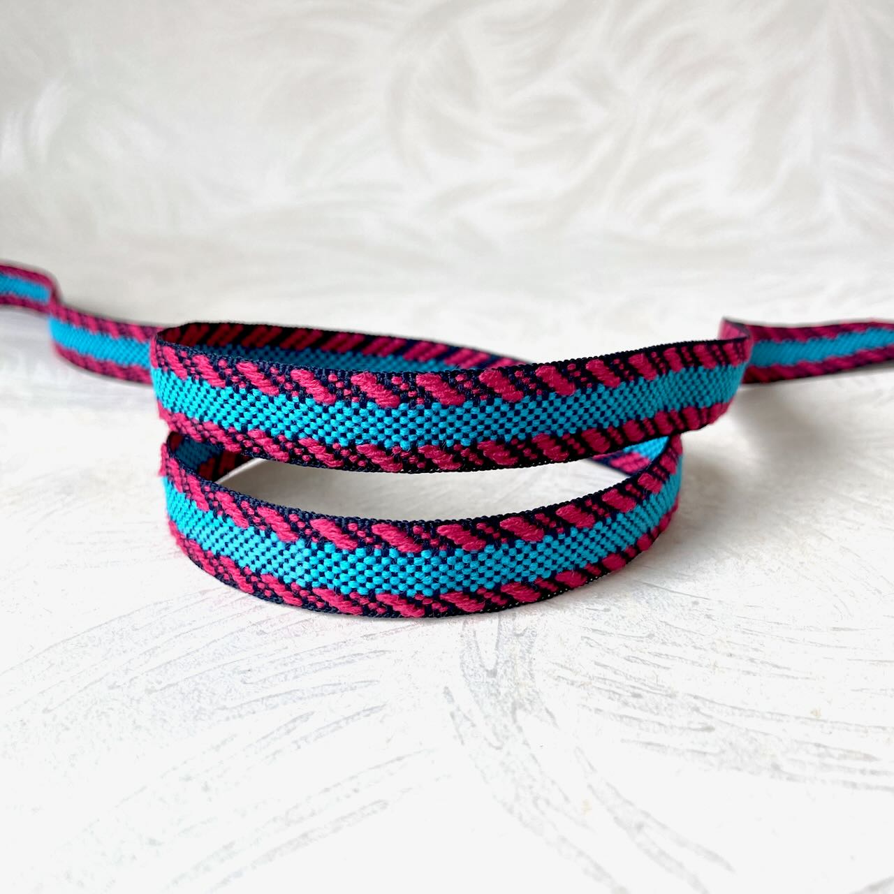     Diagonal_Line_Jacquard_Ribbon