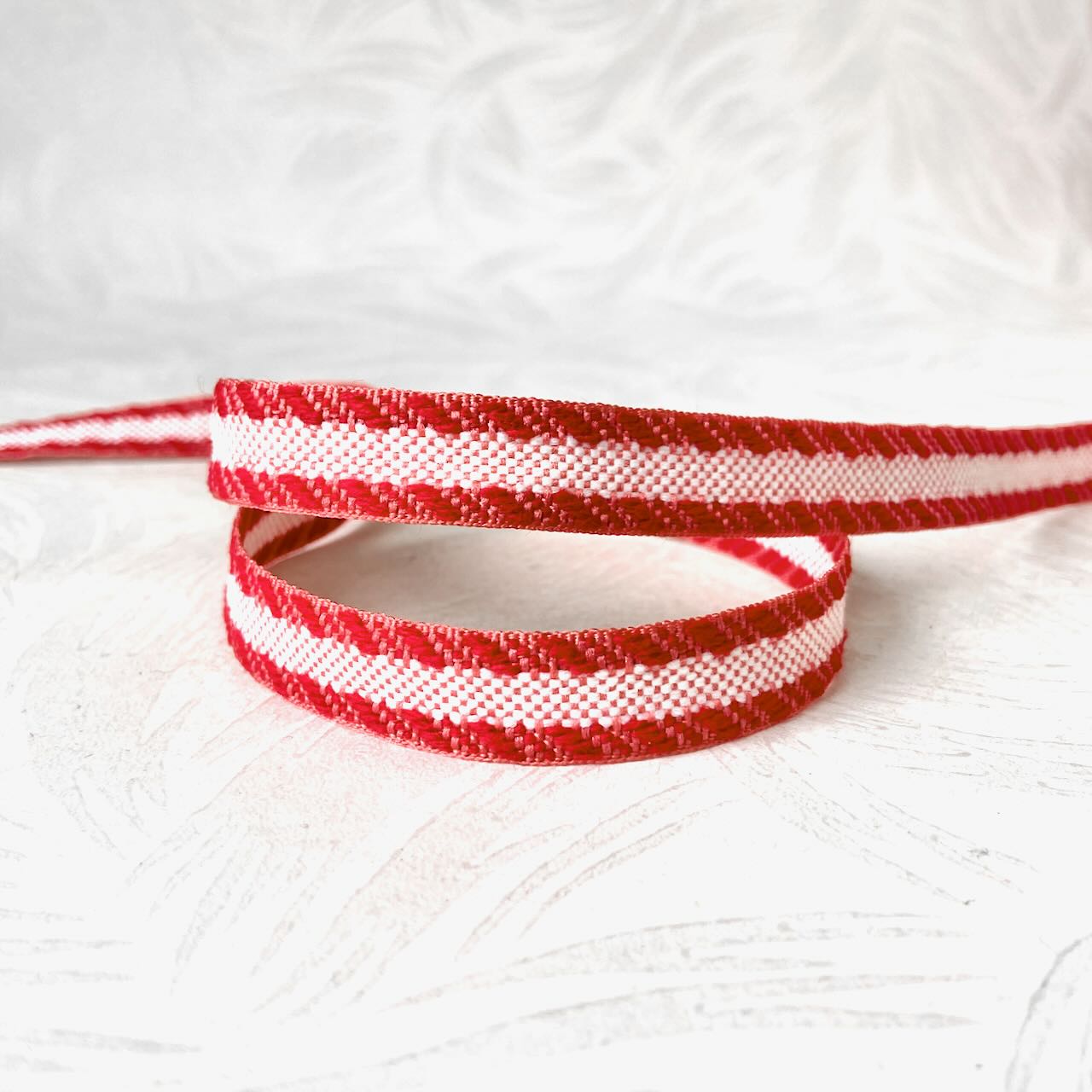     Diagonal_Line_Jacquard_Ribbon