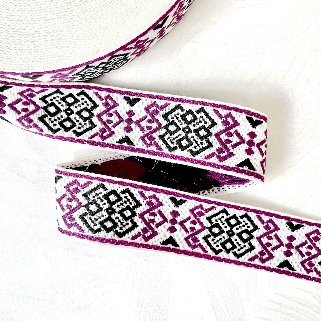 Diamond_Explosion_Jacquard_Ribbon
