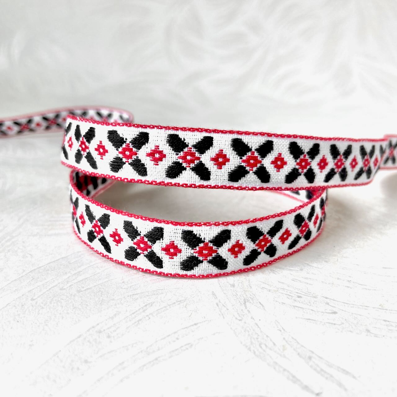    Diamond_X_Jacquard_Ribbon