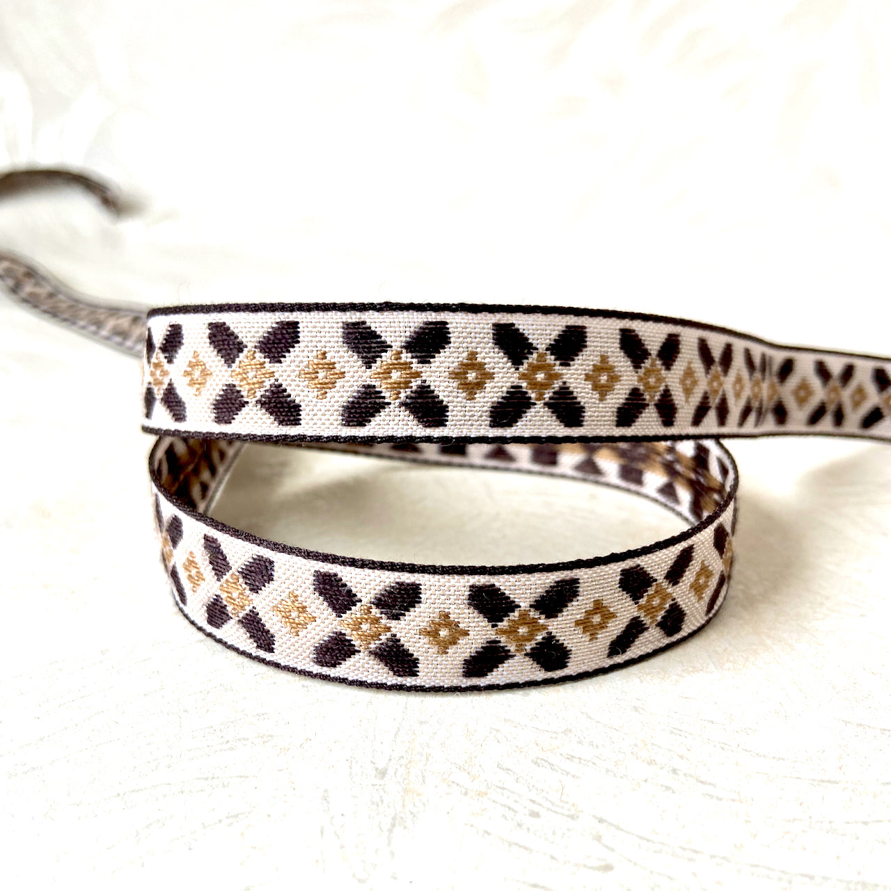 Diamond_X_Jacquard_Ribbon
