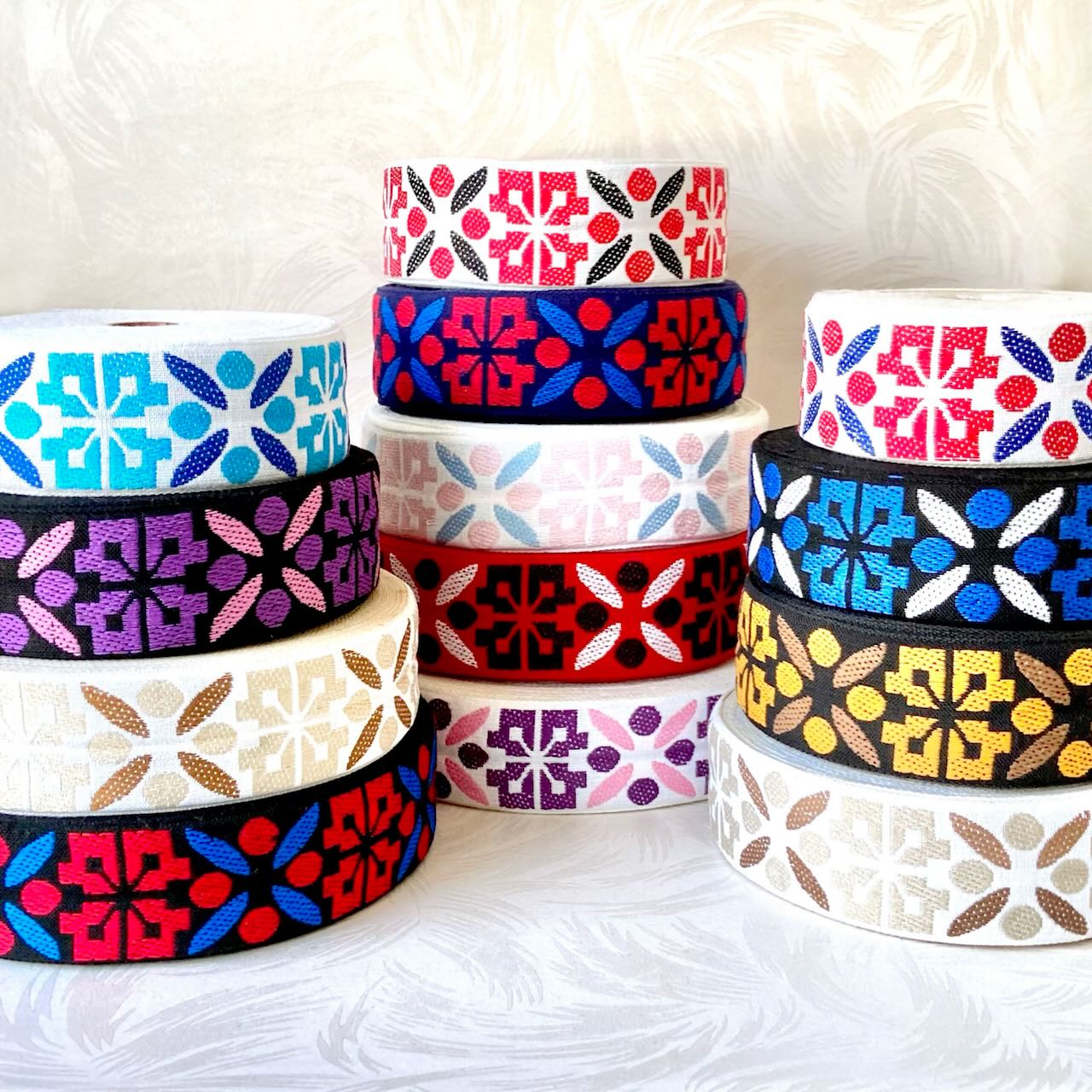 Dior_Floral_Geometric_Jacquard_Ribbon
