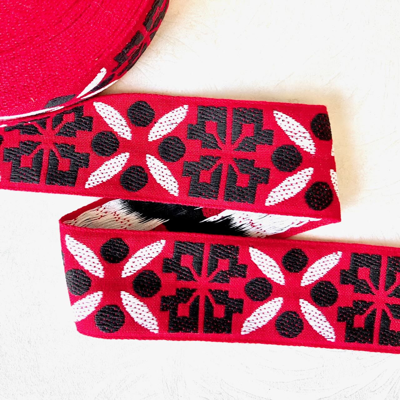 Dior_Floral_Geometric_Jacquard_Ribbon