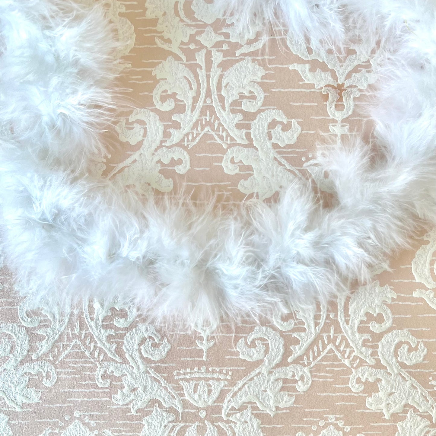 white-13-gram-feather-boa