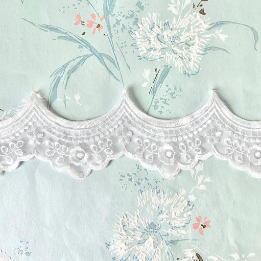 Embroidered_Sheer_Alencon_Lace