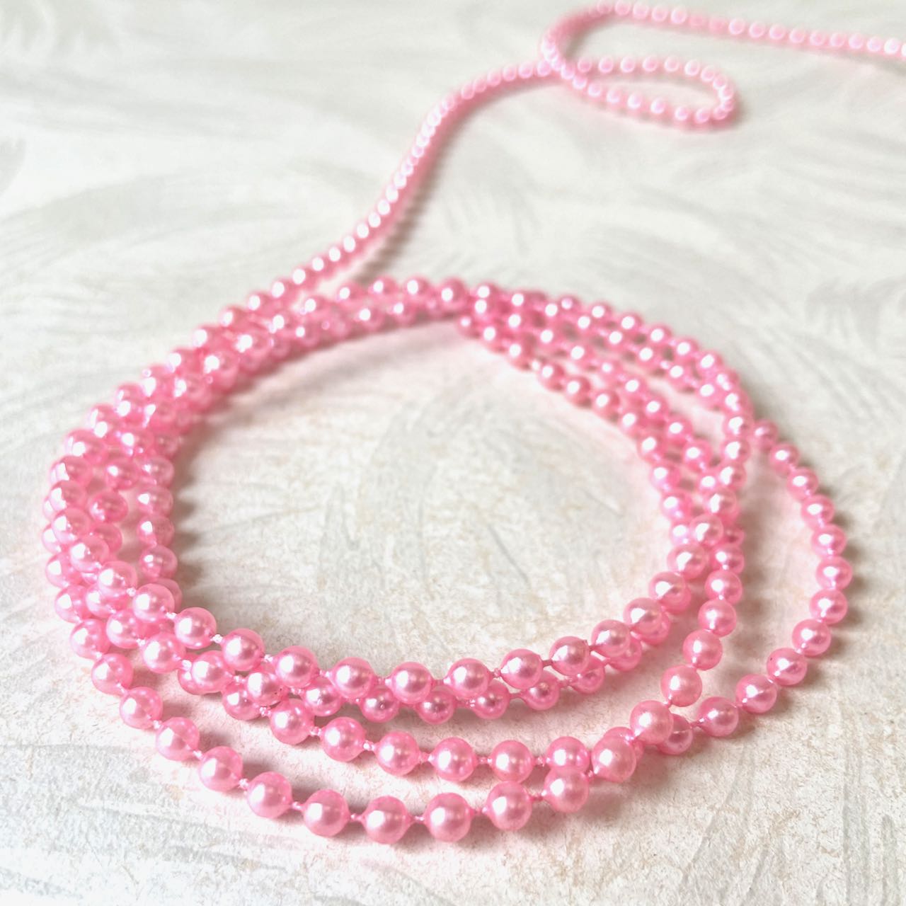 Faux_Pearls_Pink