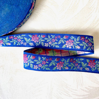     Floral_Jacquard_Ribbon