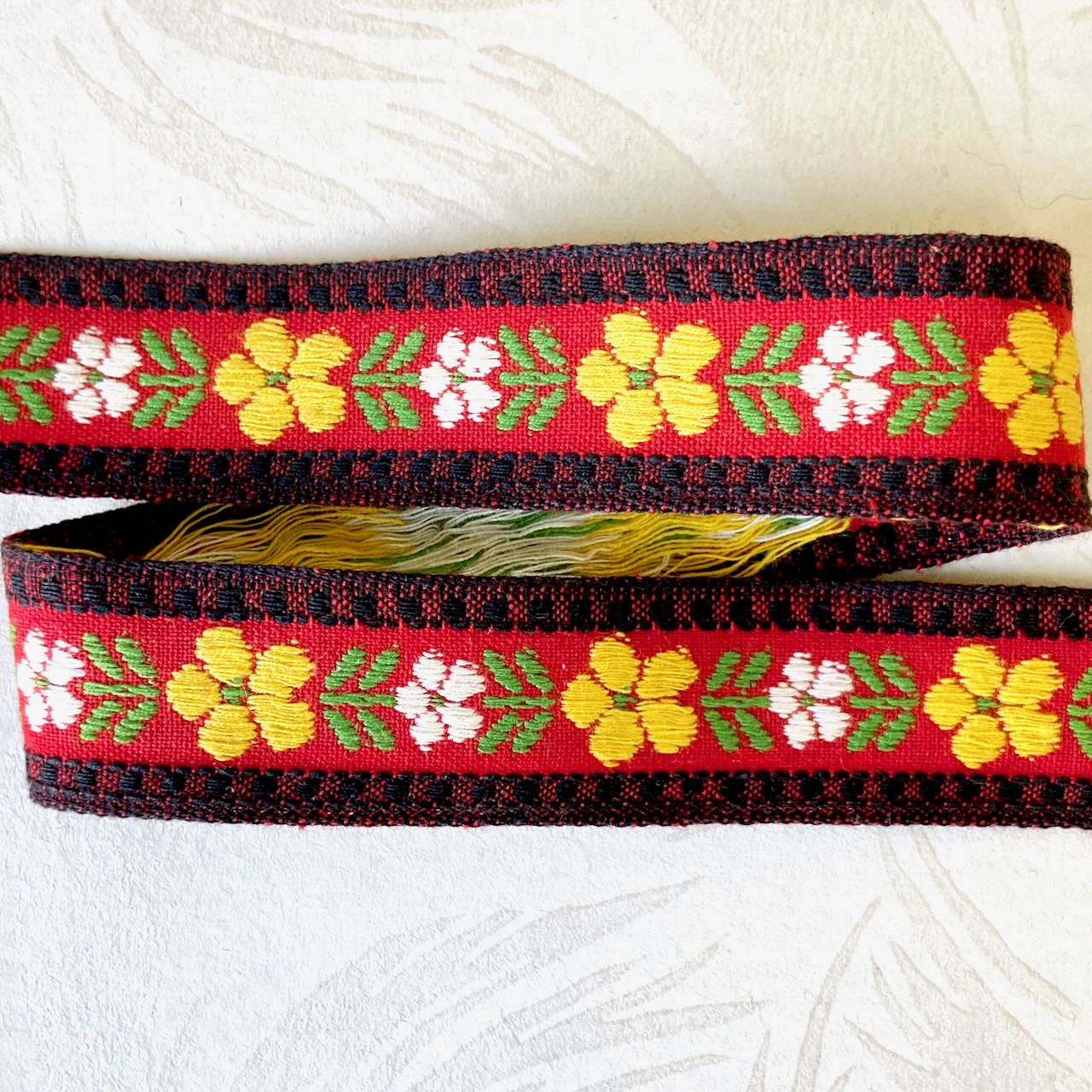    Floral_Leaf_Jacquard_Ribbon