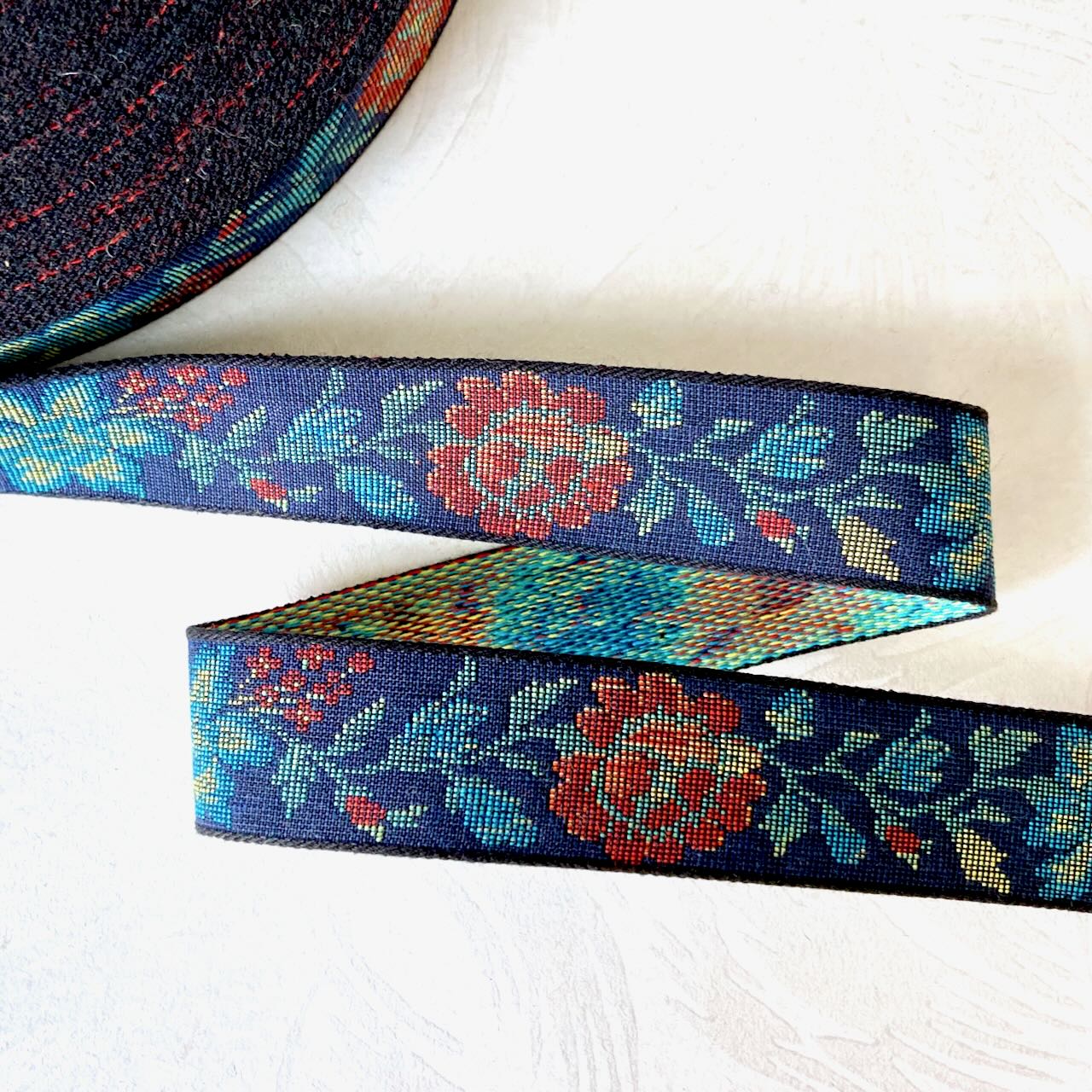     Floral_Tapestry_Jacquard_Ribbon