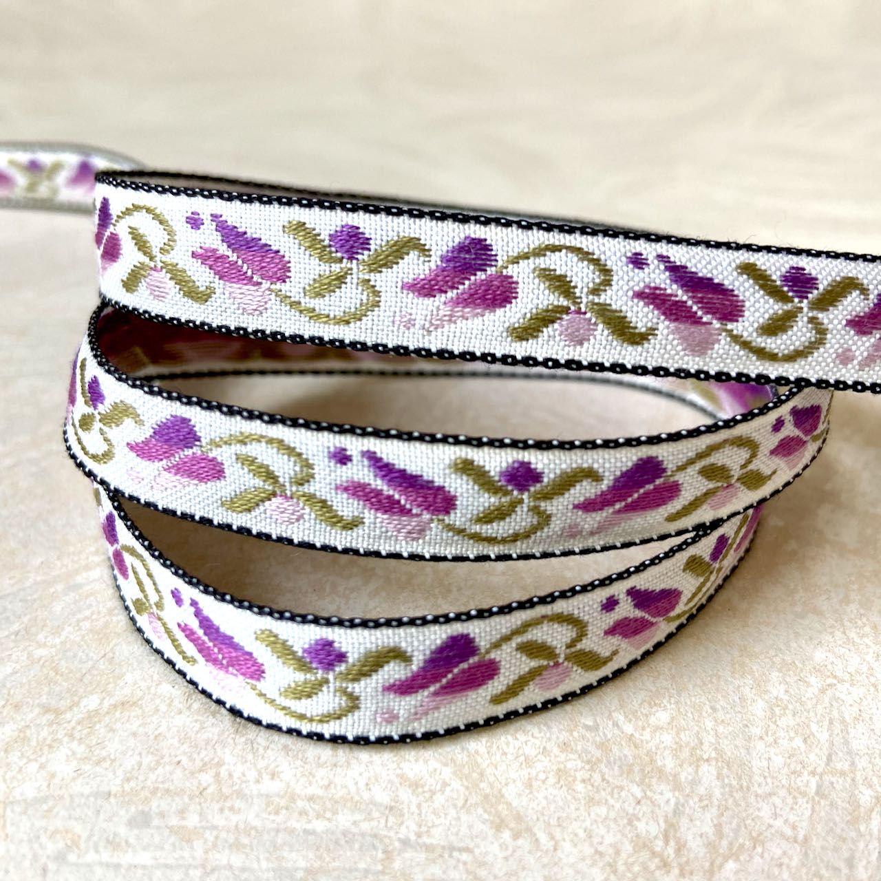 Floral_Tulip_Jacquard_Ribbon_Purple_Black