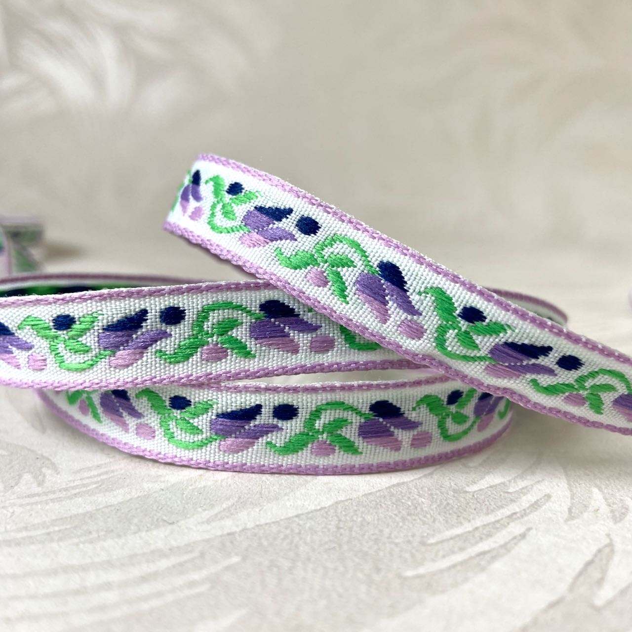 Floral_Tulip_Jacquard_Ribbon_Purple_Green