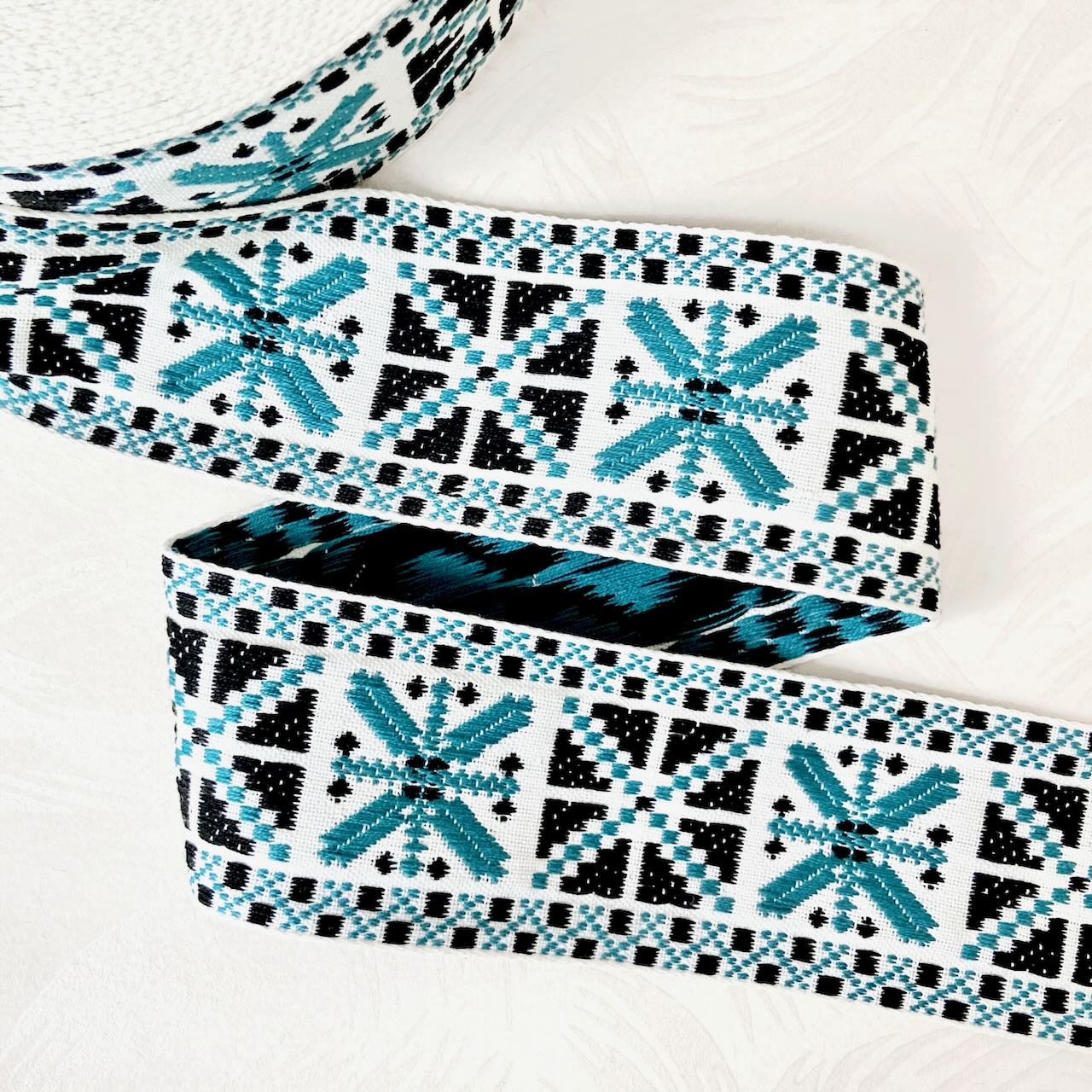    Geometric_Jacquard_Ribbon
