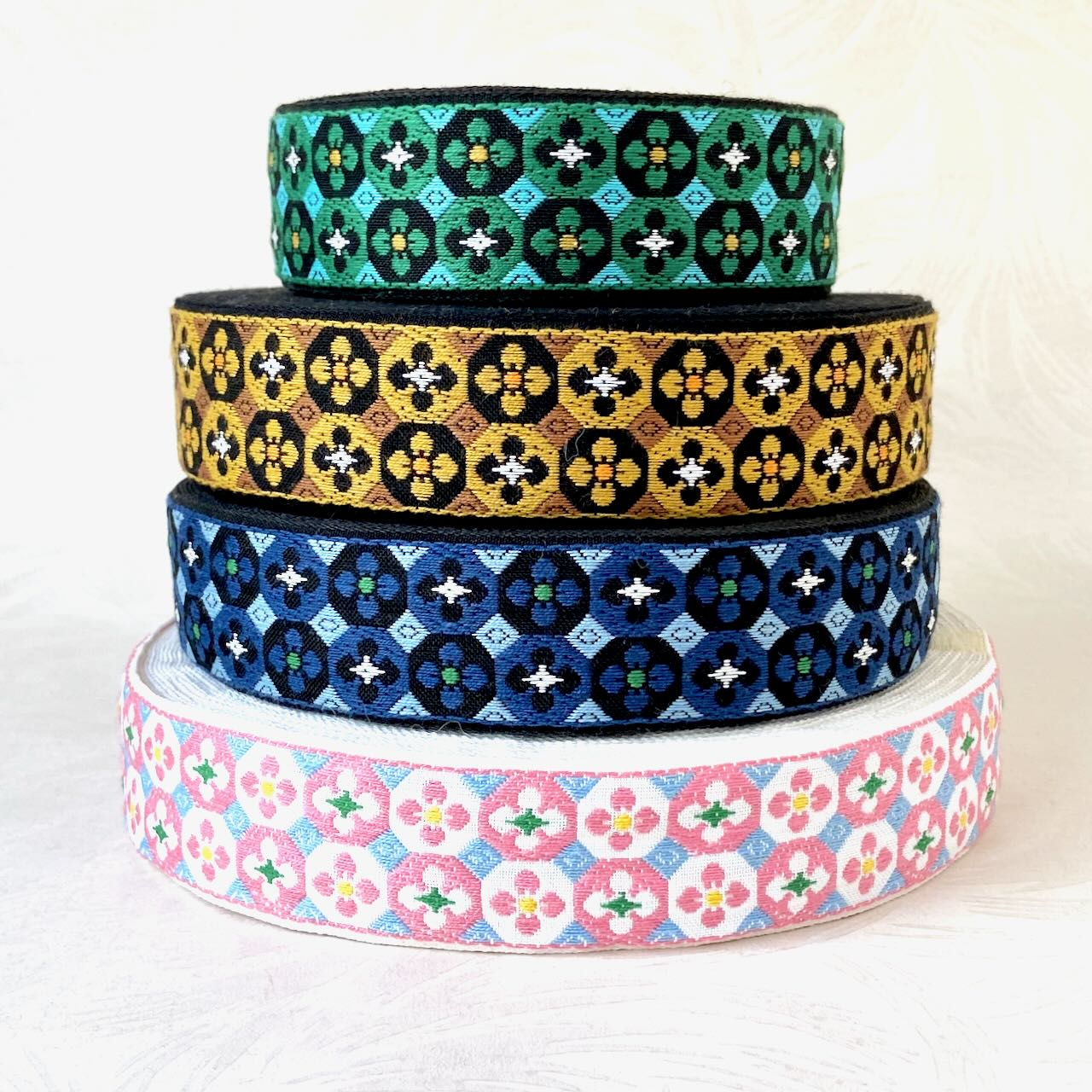     Geometric_Jacquard_Ribbon