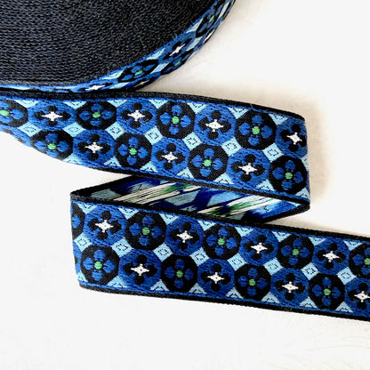    Geometric_Jacquard_Ribbon