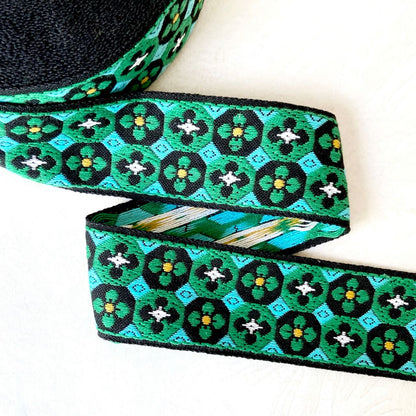     Geometric_Jacquard_Ribbon