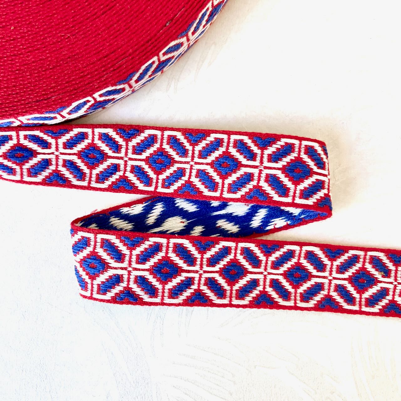     Geometric_Jacquard_Ribbon