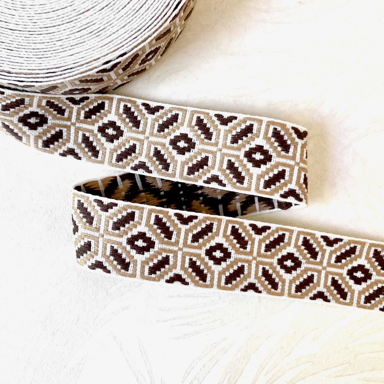     Geometric_Jacquard_Ribbon